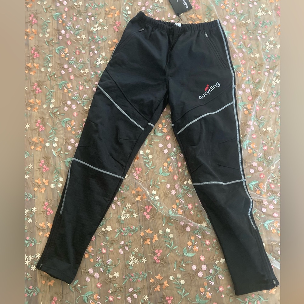 NWT Large 4ucycling Black Winter Sports Pants